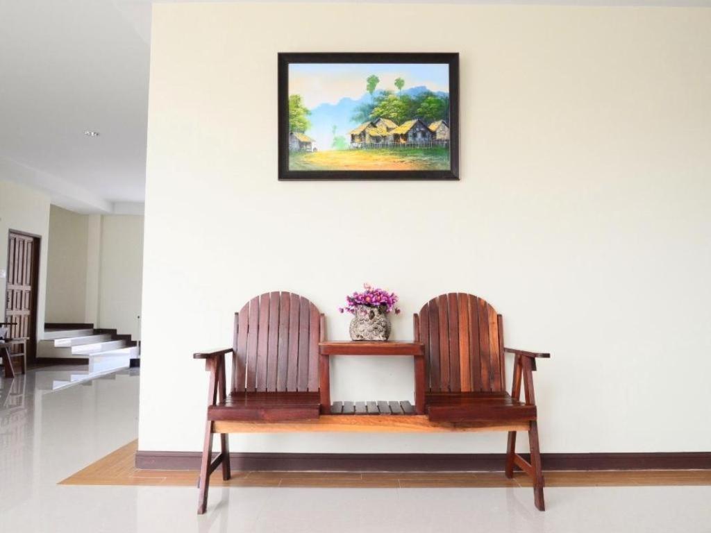 Juntima Boutique Hotel Phetcsaburi Kültér fotó