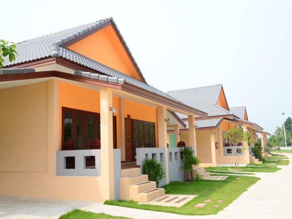 Juntima Boutique Hotel Phetcsaburi Kültér fotó